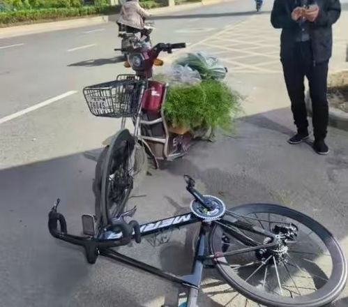自行车汽车后挂架商务车（汽车自行车后挂架安装方法）